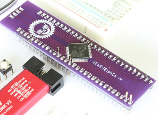 Beginner STM32F0 ARM microcontroller kit for learning embedded C, electronics, and hands-on STM32 development with included display and project components.
